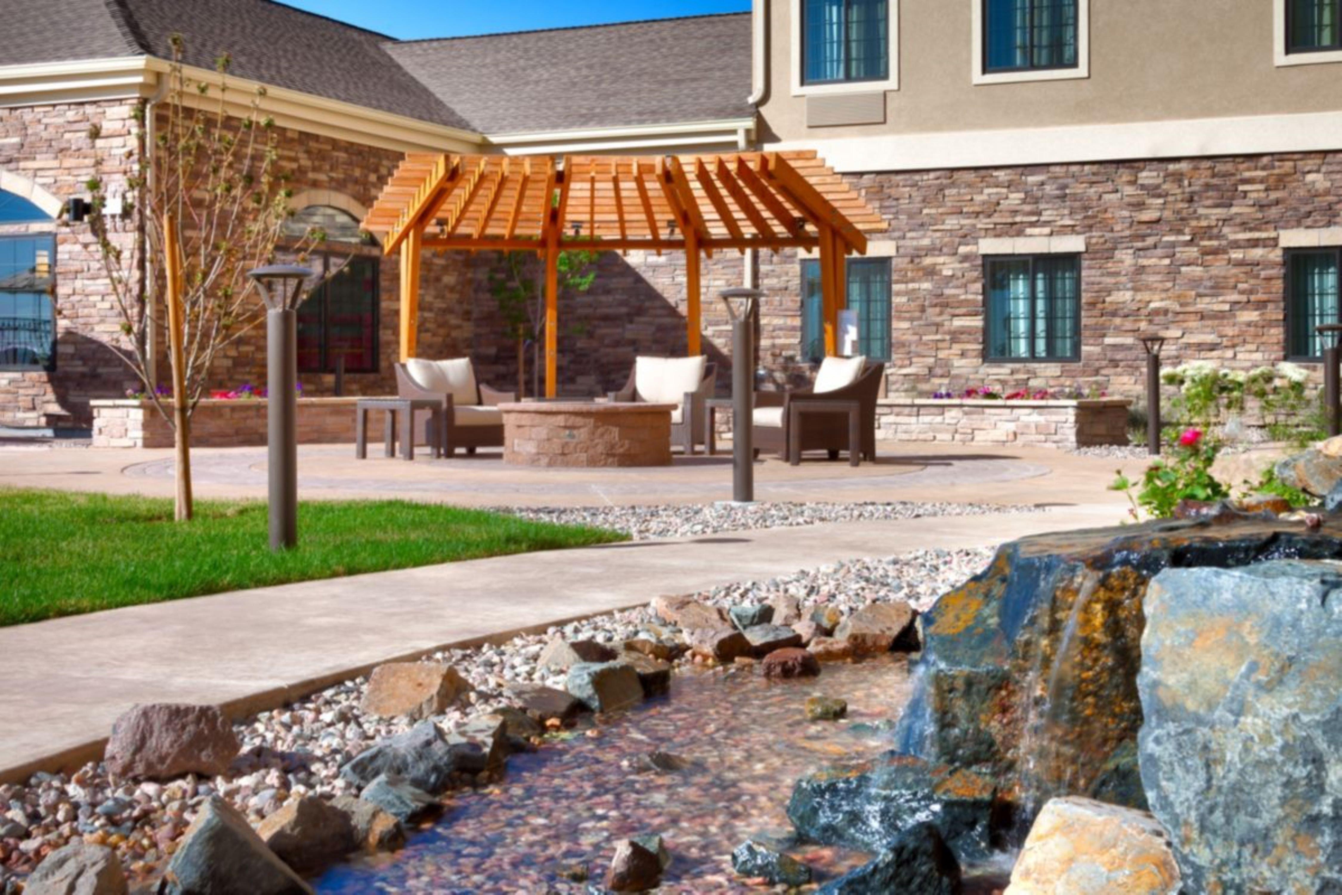 Staybridge Suites Bismarck By Ihg Exterior foto