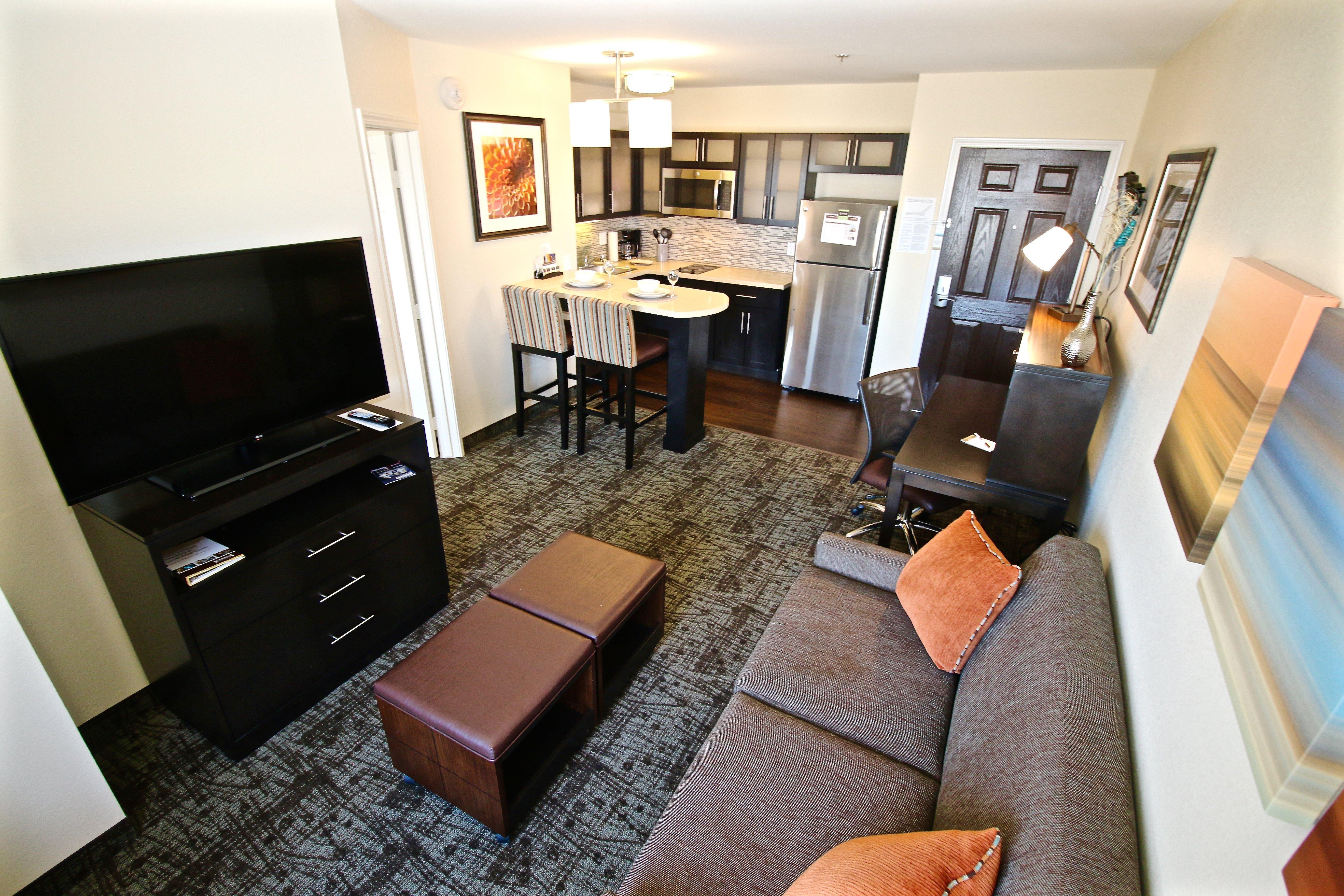 Staybridge Suites Bismarck By Ihg Exterior foto